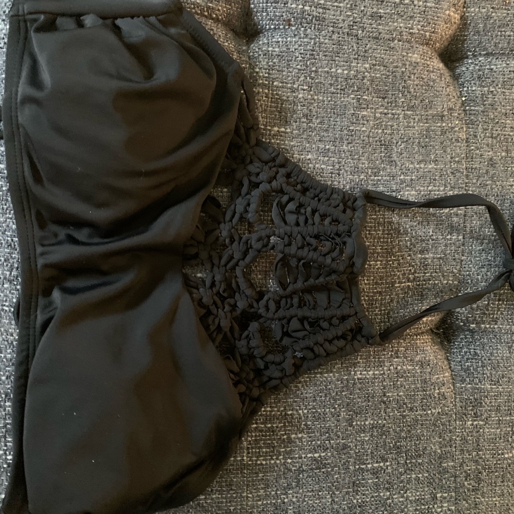 Women’s bathing suit top